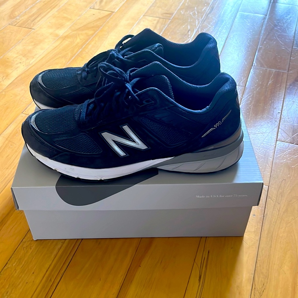 New Balance 990